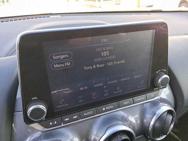 Nissan Juke 1.0 DIG-T 114 CV DCT Kiiro