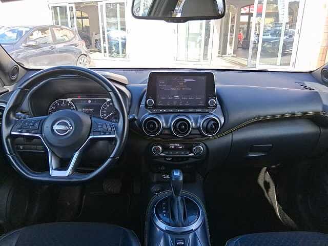 Nissan Juke 1.0 DIG-T 114 CV DCT Kiiro