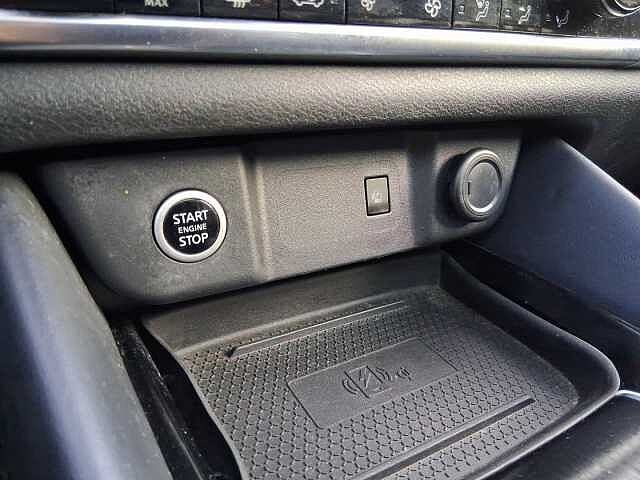 Nissan Qashqai MHEV 140 CV Tekna