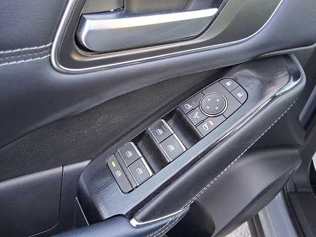 Nissan Qashqai MHEV 140 CV Tekna