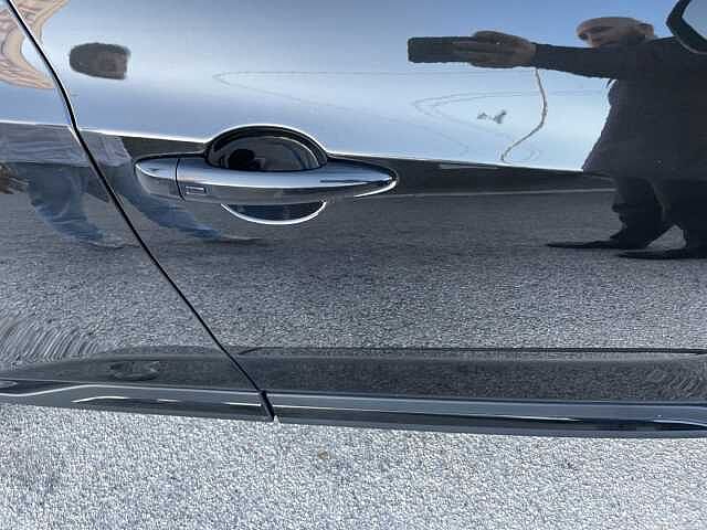 Nissan Juke 1.6 HEV Premiere Edition