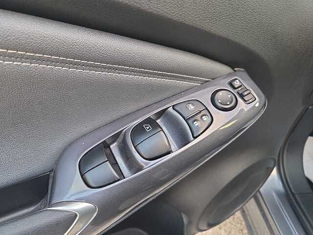 Nissan Juke 1.0 DIG-T 114 Dct N-Connecta