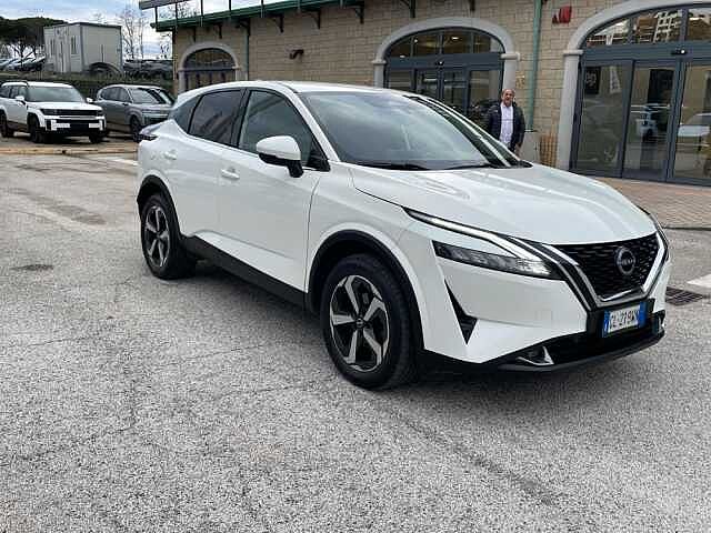 Nissan Qashqai 1.3 MHEV 158 N-Connecta Xtronic