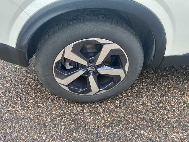 Nissan Qashqai 1.3 MHEV 140 N-Connecta_Aziendale