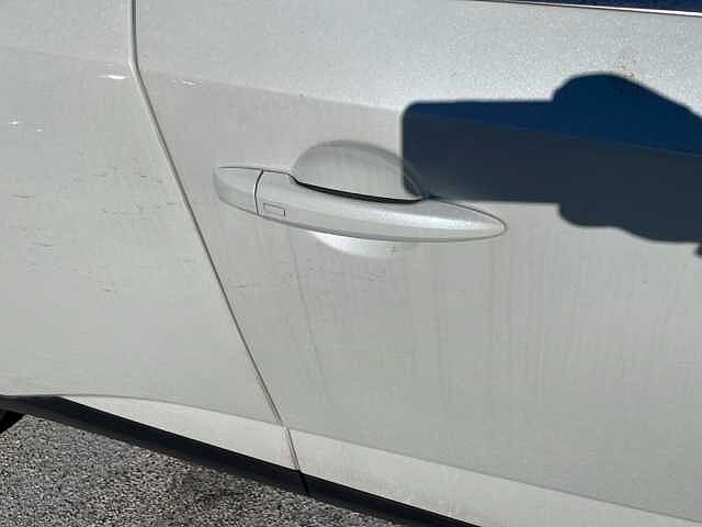 Nissan Qashqai 1.3 MHEV 140 N-Connecta