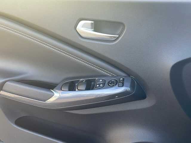 Nissan Juke 1.6 HEV N-Connecta Auto