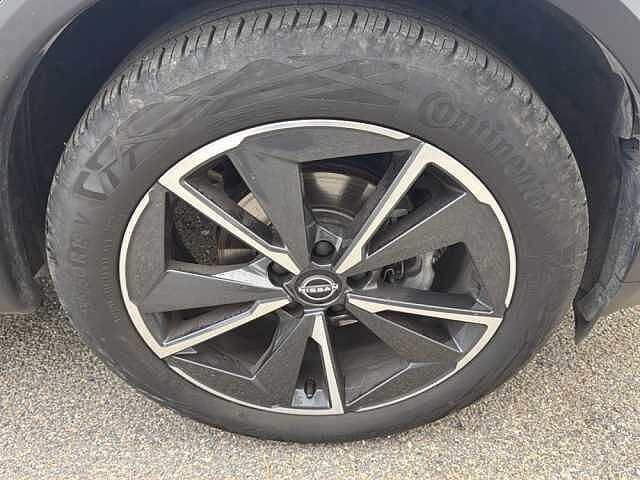 Nissan Qashqai 1.3 MHEV 140 Tekna-Aziendale