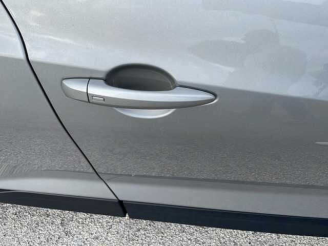 Nissan Juke 1.6 HEV N-Connecta Auto