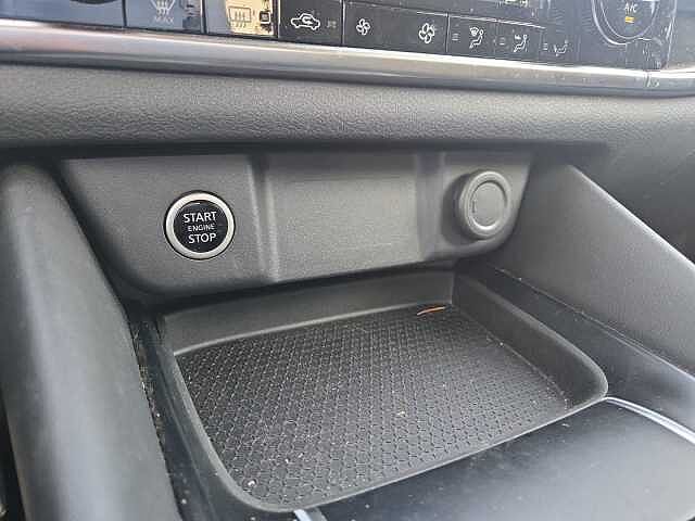 Nissan Qashqai 1.3 MHEV 140 N-Connecta