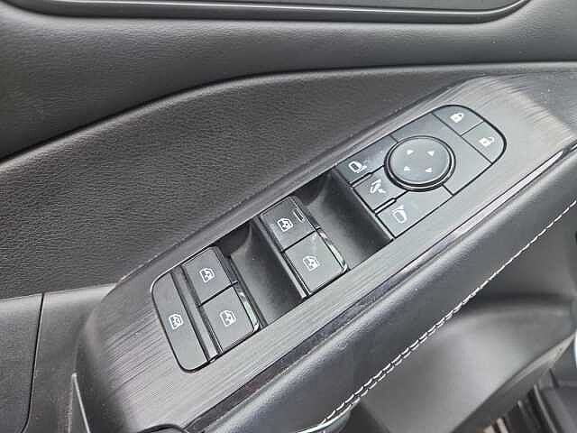 Nissan Qashqai 1.5 EREV e-Power N-Connecta Auto