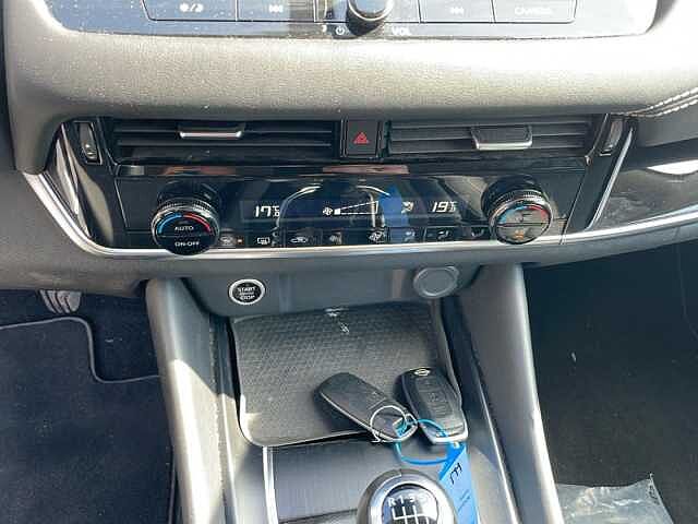 Nissan Qashqai 1.3 MHEV 140 N-Connecta