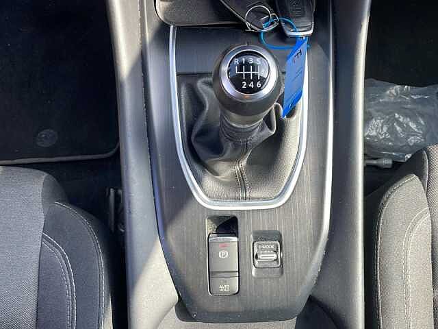 Nissan Qashqai 1.3 MHEV 140 N-Connecta