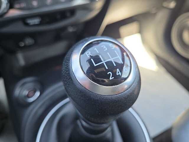 Nissan Juke 1.0 DIG-T 114 Mt N-Connecta