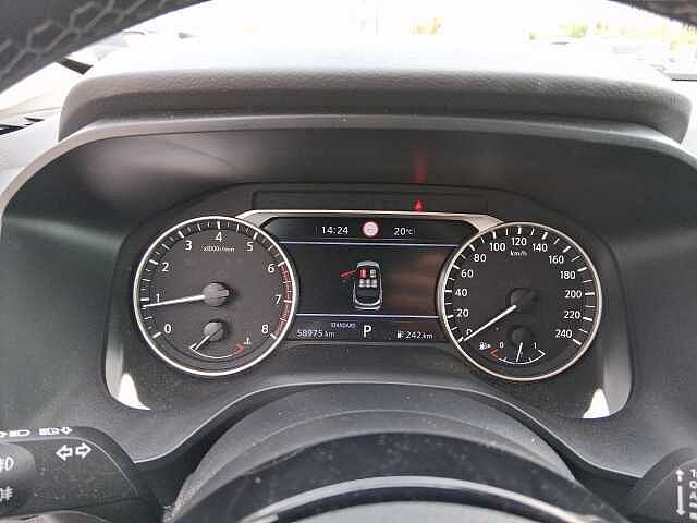 Nissan Qashqai 1.3 MHEV 158 Acenta Xtronic