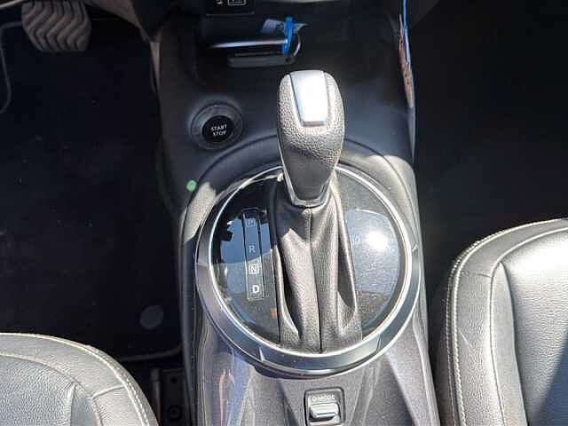 Nissan Juke 1.6 HEV Tekna Auto