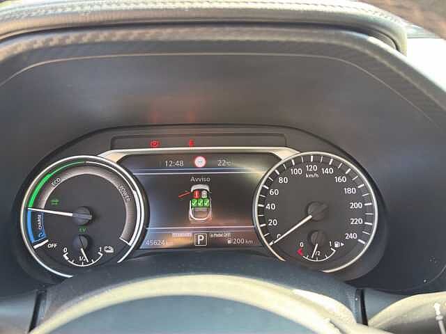 Nissan Juke 1.6 HEV Tekna Auto