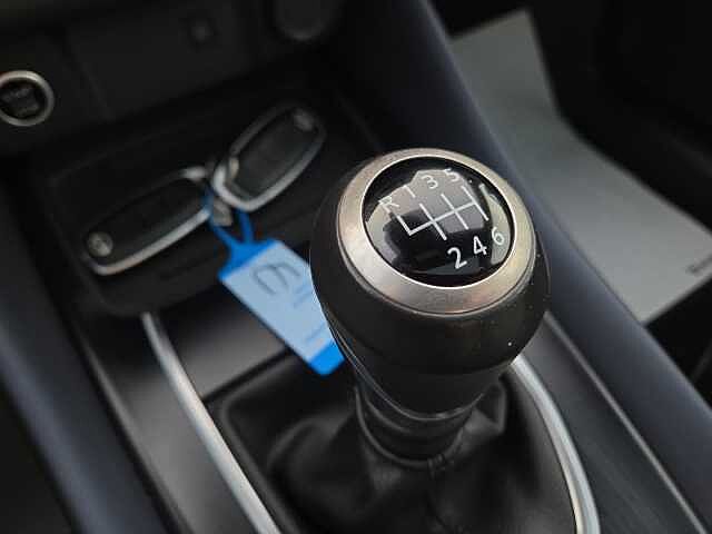 Nissan Qashqai 1.3 MHEV 140 Tekna