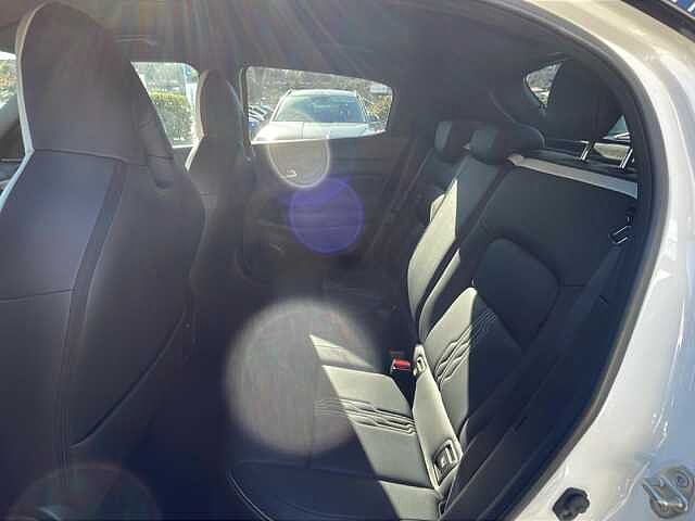 Nissan Juke 1.6 HEV Premiere Edition Auto