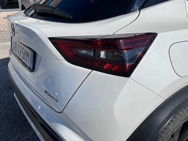 Nissan Juke 1.6 HEV Premiere Edition Auto