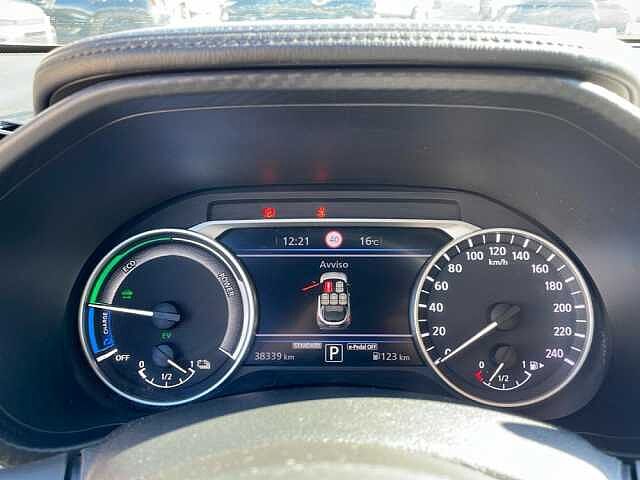 Nissan Juke 1.6 HEV Premiere Edition Auto