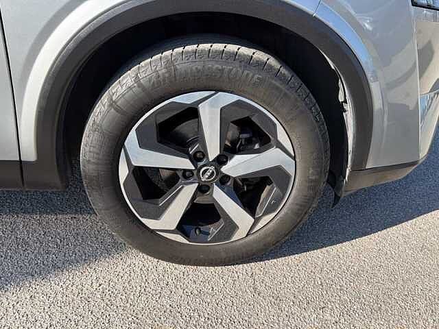 Nissan Qashqai 1.3 MHEV 140 N-Connecta-TETTO PANORAMICO