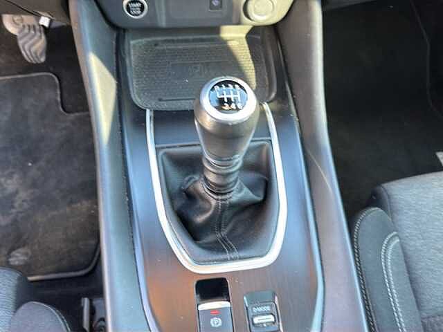 Nissan Qashqai 1.3 MHEV 140 N-Connecta-TETTO PANORAMICO