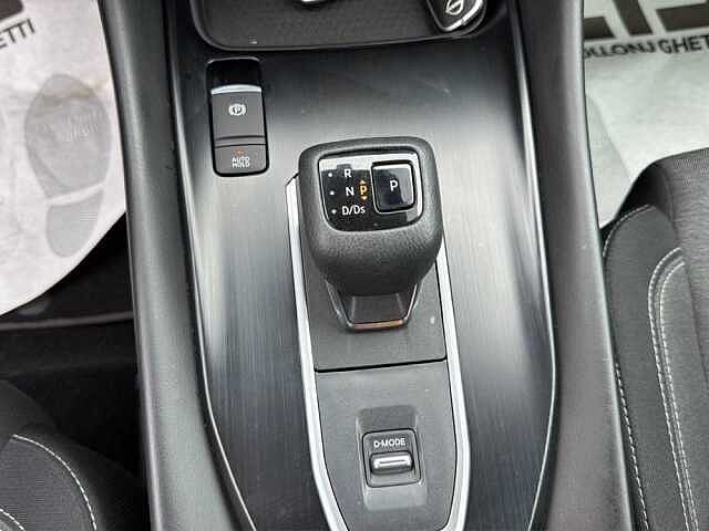 Nissan Qashqai 1.3 MHEV 158 N-Connecta Xtronic
