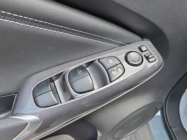 Nissan Juke 1.6 HEV N-Connecta Auto