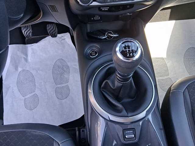 Nissan Juke 1.0 DIG-T 114 Mt N-Connecta