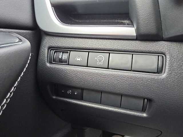 Nissan Qashqai 1.3 MHEV 140 N-Connecta-TETTO PANORAMICO
