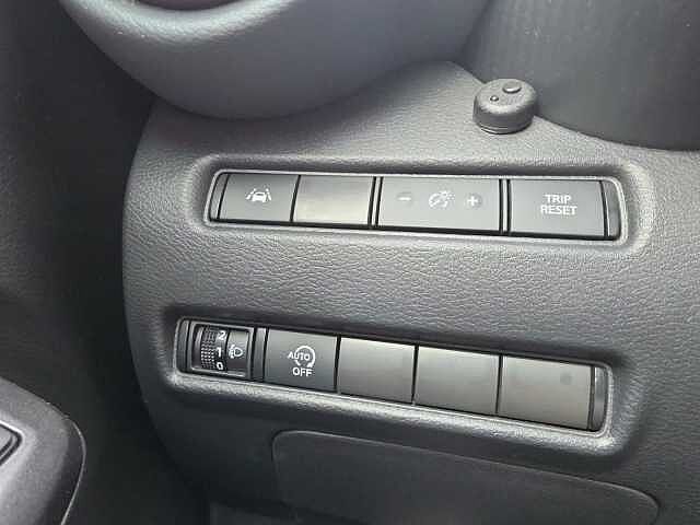 Nissan Juke 1.0 DIG-T 114 Mt N-Connecta