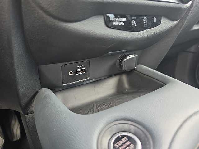 Nissan Juke 1.0 DIG-T 114 Mt N-Connecta