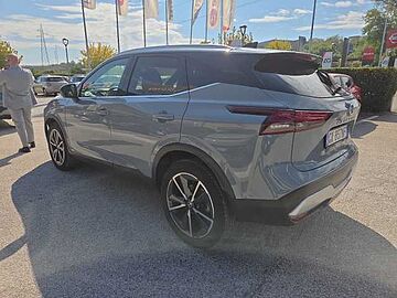 Nissan Qashqai MHEV 140 CV Tekna Grigio tetto nero