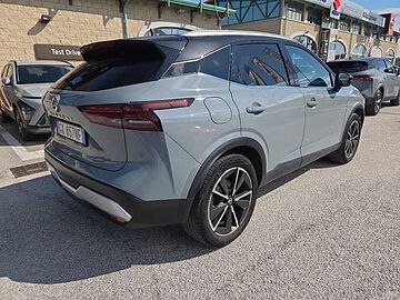 Nissan Qashqai MHEV 140 CV Tekna Grigio tetto nero