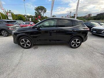 Nissan Qashqai MHEV 140 CV N-Connecta Nero