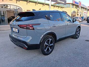 Nissan Qashqai MHEV 140 CV N-Connecta Grigio tetto nero