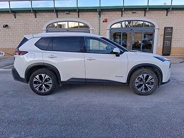 Nissan X-Trail e-Power e-4orce 4WD 5 posti N-Connecta Bianco