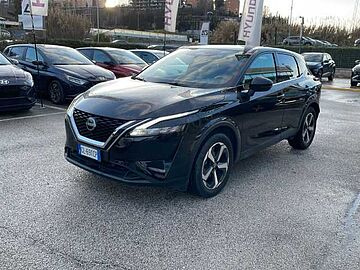 Nissan Qashqai 1.3 MHEV 158 N-Connecta Xtronic Nero