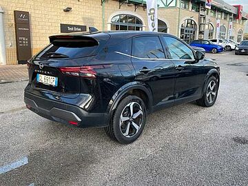 Nissan Qashqai 1.3 MHEV 158 N-Connecta Xtronic Nero