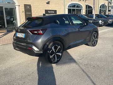 Nissan Juke 1.6 HEV N-Connecta Auto Grigio tetto nero
