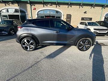 Nissan Juke 1.6 HEV N-Connecta Auto Grigio tetto nero
