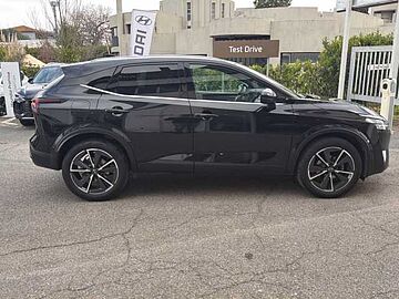 Nissan Qashqai 1.3 MHEV 140 Tekna-Aziendale Nero