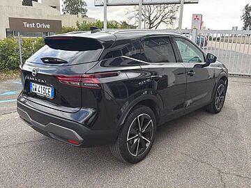 Nissan Qashqai 1.3 MHEV 140 Tekna-Aziendale Nero