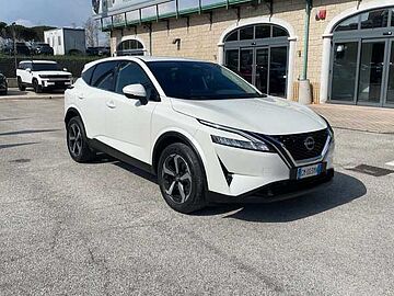 Nissan Qashqai 1.3 MHEV 140 N-Connecta Bianco