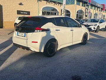 Nissan Leaf e+ Tekna PRO PILOT PARK 40 KWH Bianco