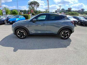 Nissan Juke 1.6 HEV N-Connecta Auto Grigio tetto nero
