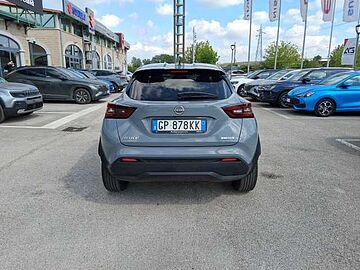 Nissan Juke 1.6 HEV N-Connecta Auto Grigio tetto nero