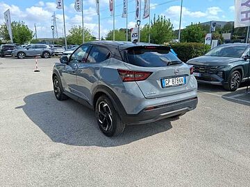 Nissan Juke 1.6 HEV N-Connecta Auto Grigio tetto nero