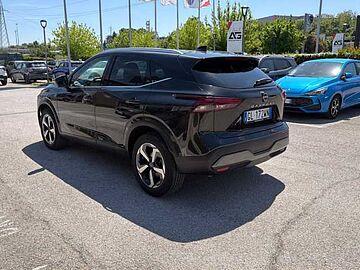 Nissan Qashqai 1.3 MHEV 140 N-Connecta Nero