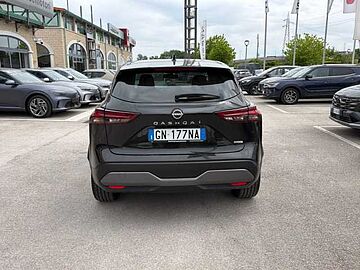 Nissan Qashqai 1.3 MHEV 140 N-Connecta Nero